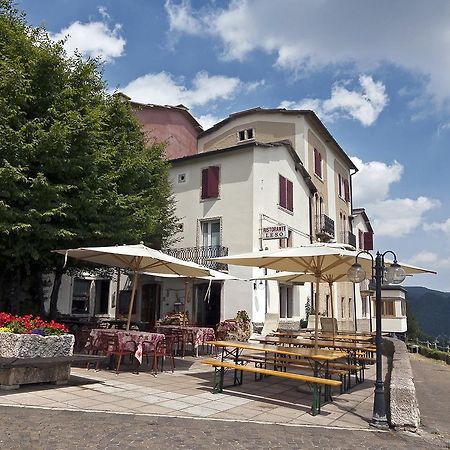Albergo Ristorante Leso Bosco Chiesanuova Exterior foto